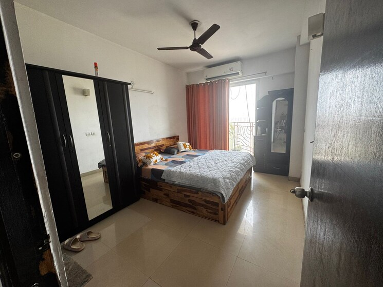 Living Room, mahagun-moderne 3 Bedroom 1650 Sq.Ft. Apartment In Sector 78 Noida 8809991