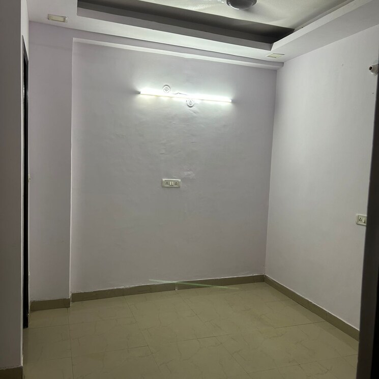 Room, chattarpur 1 Bedroom 500 Sq.Ft. Builder Floor In Chattarpur Delhi 8810045