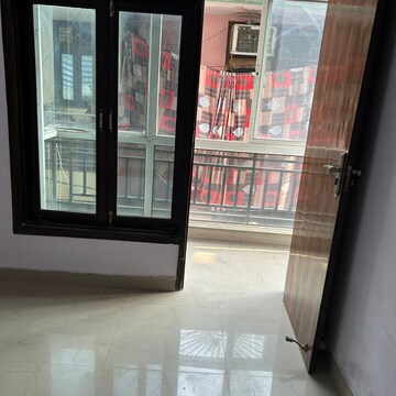 Room in 1 BHK Builder Floor at Chattarpur – for Rent