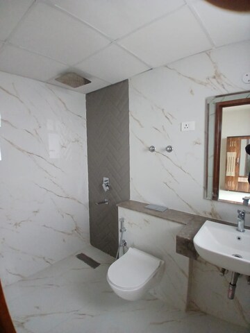 Master Bedroom in 3 BHK Apartment at Unitech Escape, Sector 50 – for Rent