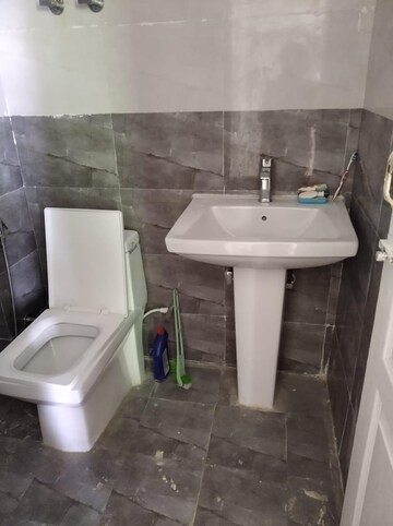 Bathroom in 3 BHK Apartment at Migsun Ultimo, Omicron Iii Greater Noida – for Sale