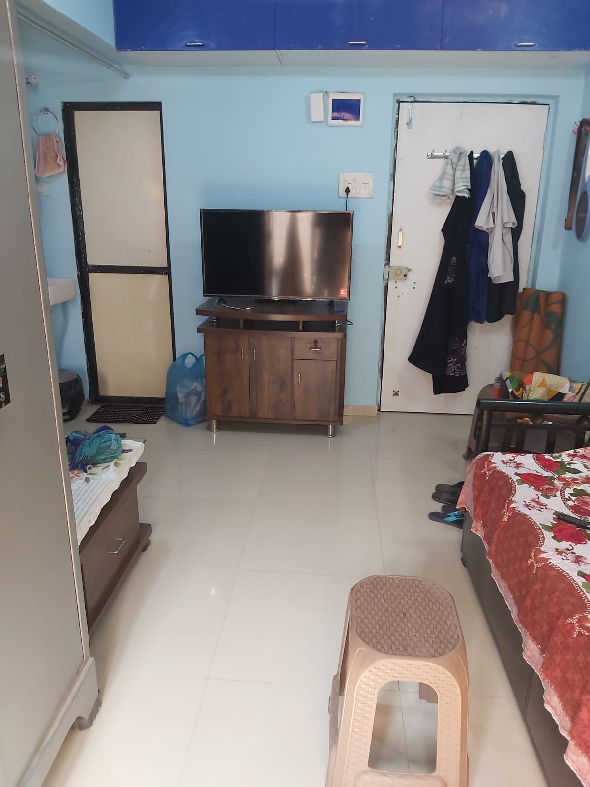 1 BHK + Extra Room Apartment For Rent in On Request 