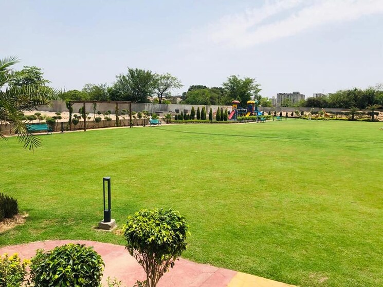 Garden, sector 115 3 Bedroom 1943 Sq.Ft. Apartment In Sector 115 Mohali 8810165