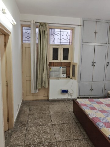 Building Lobby in 3 BHK Villa at Shivalik Colony – for Rent