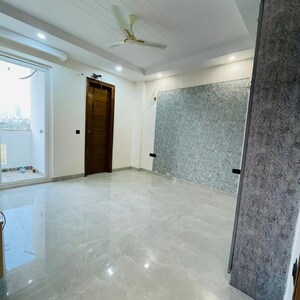 Room in 3 BHK Builder Floor at Ansal API Esencia, Sector 67 – for Sale