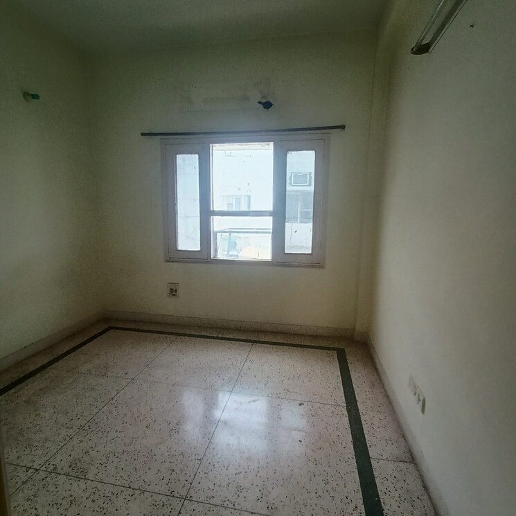 Room, alpha-1-rwa 2 Bedroom 645 Sq.Ft. Apartment In Alpha 1 Greater Noida Greater Noida 8810391