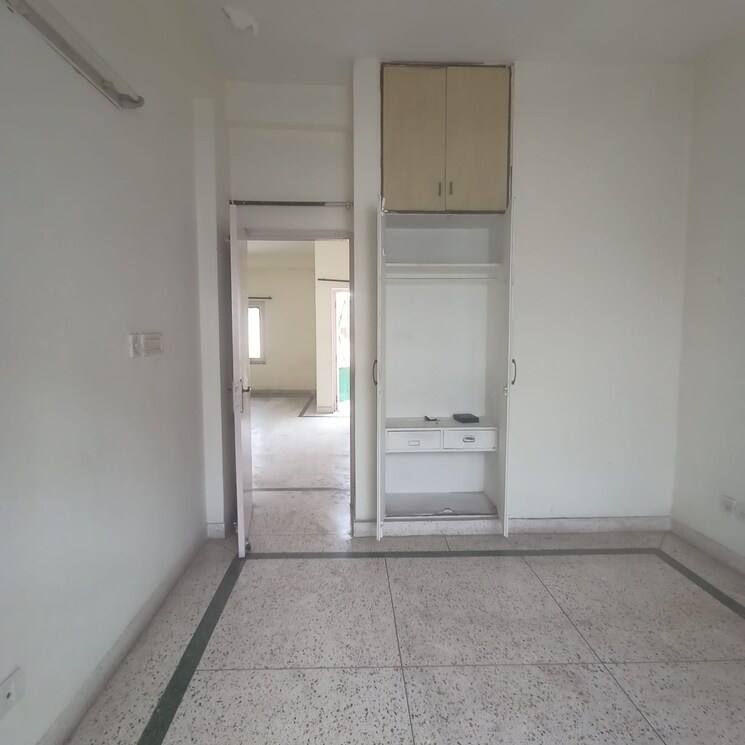 Room, alpha-1-rwa 2 Bedroom 645 Sq.Ft. Apartment In Alpha 1 Greater Noida Greater Noida 8810391