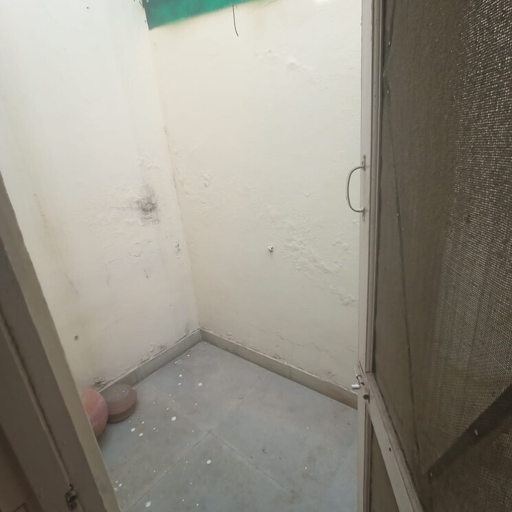 Bathroom, alpha-1-rwa 2 Bedroom 645 Sq.Ft. Apartment In Alpha 1 Greater Noida Greater Noida 8810391