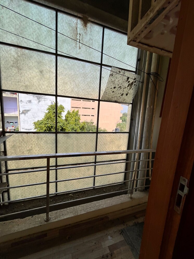 Balcony, neb sarai 1 Bedroom 450 Sq.Ft. Builder Floor In Neb Sarai Delhi 8810369