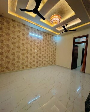 Bedroom in 3 BHK Builder Floor at Sector 32 – for Sale