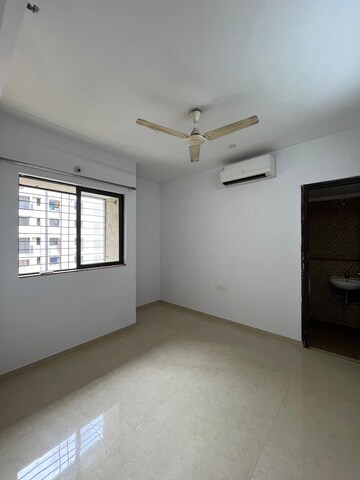 Bedroom in 1 BHK Apartment at Lodha Palava Downtown, Dombivli East – for Rent