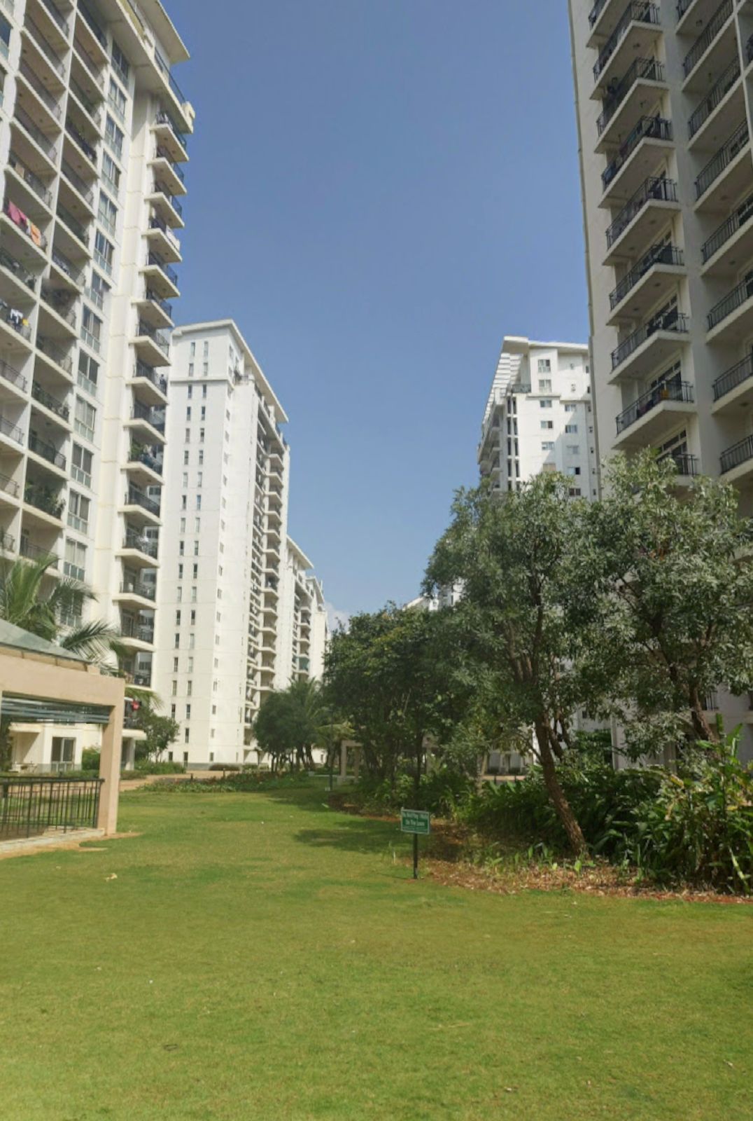 2 BHK Apartment For Rent in Prestige Shantiniketan