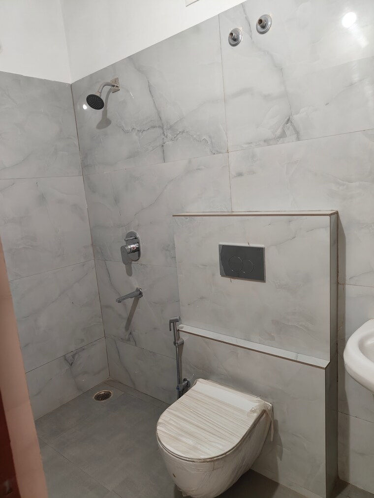 Bathroom, telibandha 2 Bedroom 1166 Sq.Ft. Apartment In Telibandha Raipur 8810423