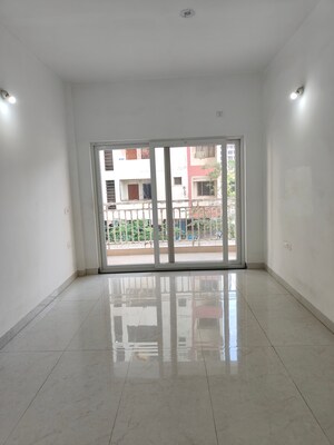 Room in 2 BHK Apartment at Telibandha – for Sale
