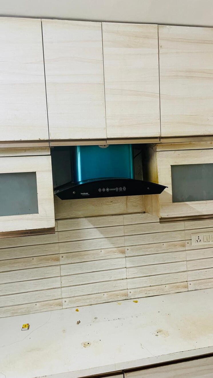 Kitchen, bptp-park-grandeura 3 Bedroom 1378 Sq.Ft. Apartment In Sector 82 Faridabad 8810487