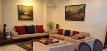 Living Room in 3 BHK Apartment at Nariman Point – for Rent