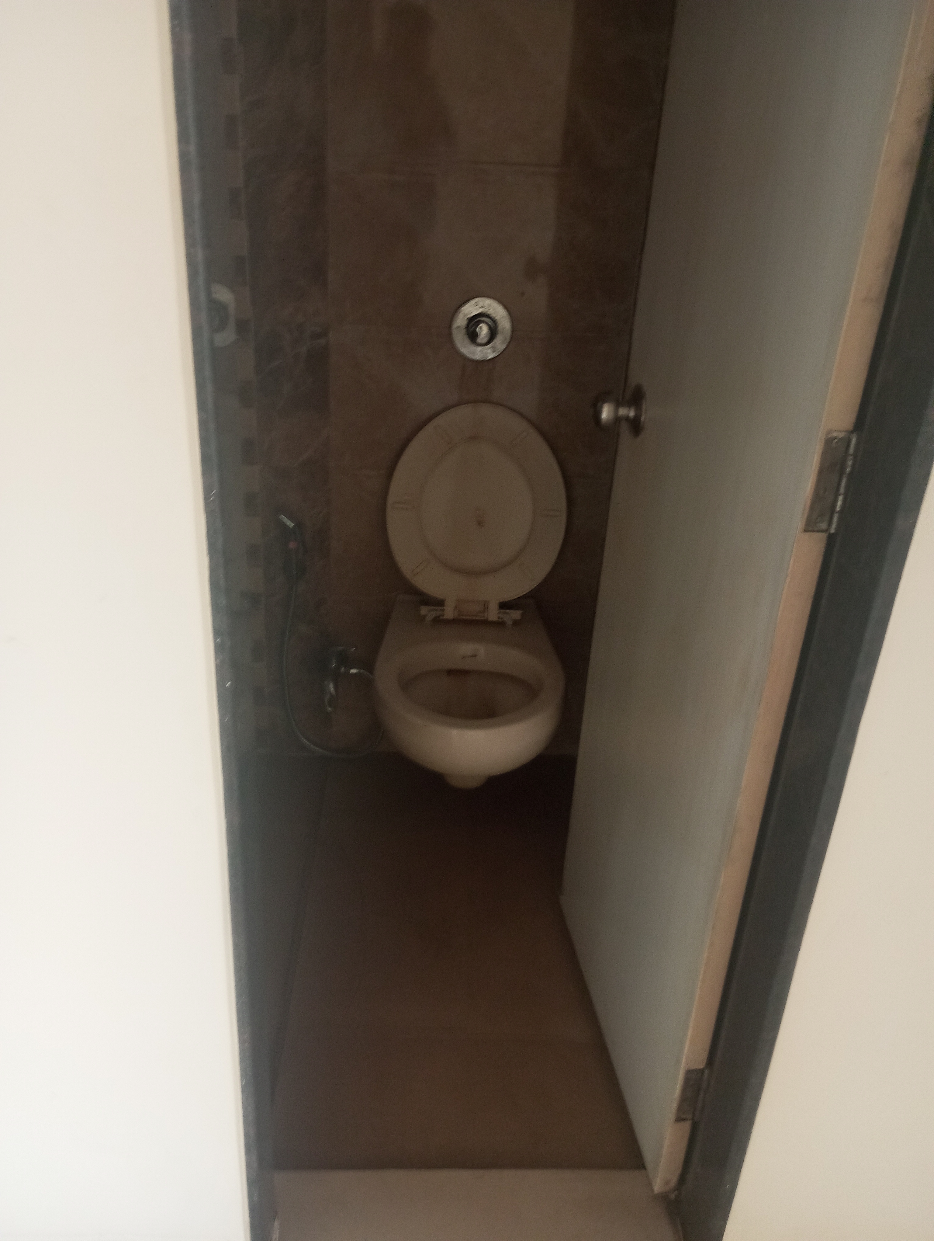 3 BHK + Pooja Room,Servant Room Apartment For Sale in The Spring