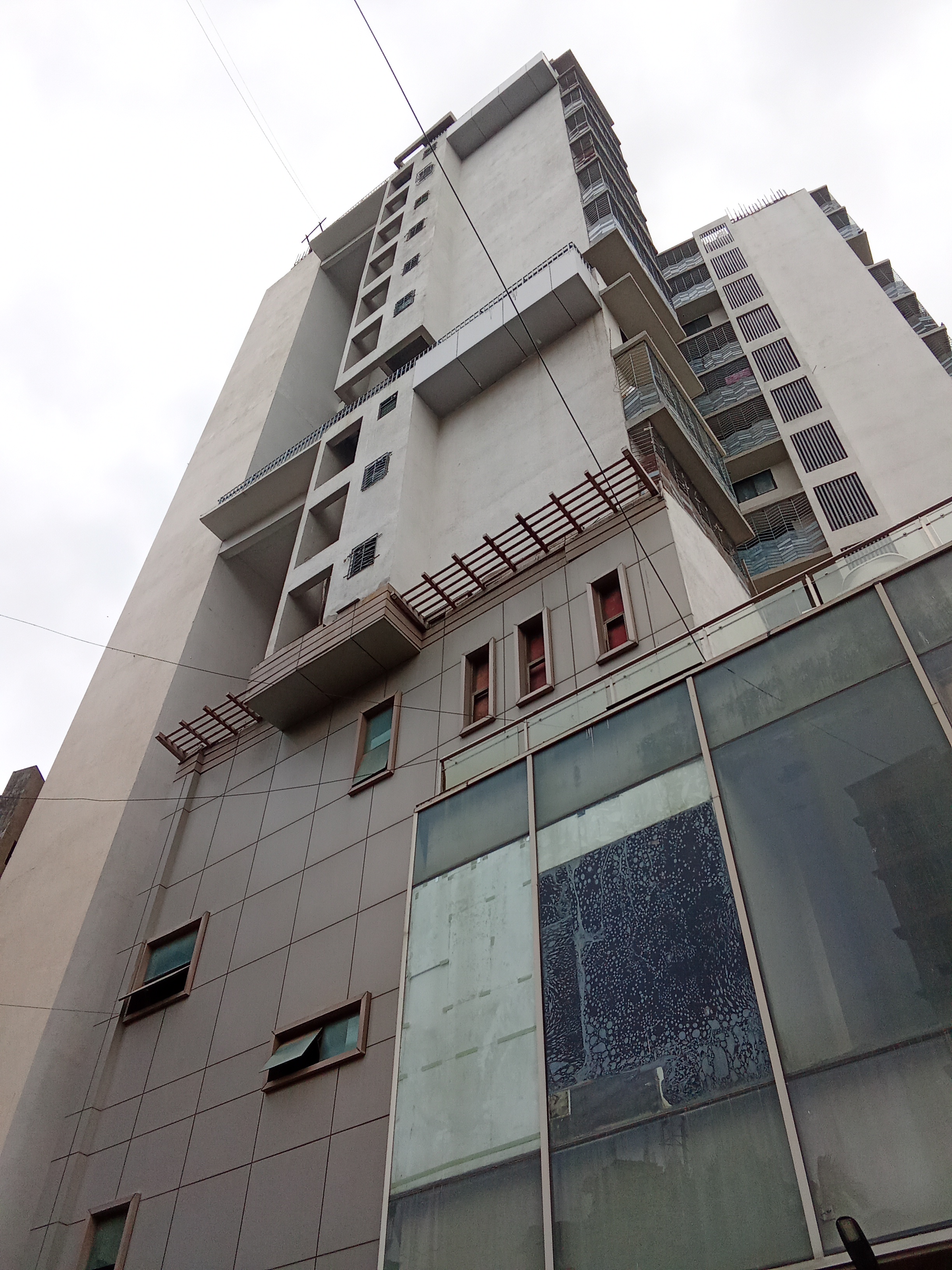 2 BHK Apartment For Rent in Sai Krupa Tower