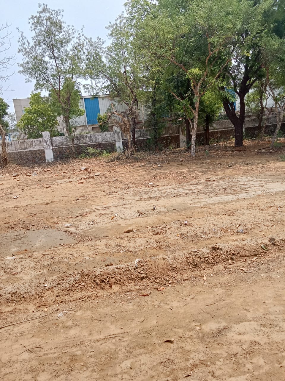 Plot For Sale in Bhondsi