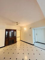 4 BHK + Pooja Room 1800 Sq.Ft. Builder Floor in Unitech Arcadia