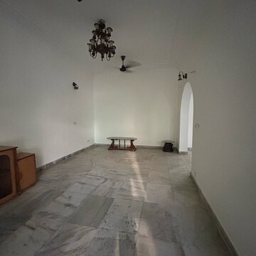 Room in 2 BHK Independent House at Sector 23 – for Rent