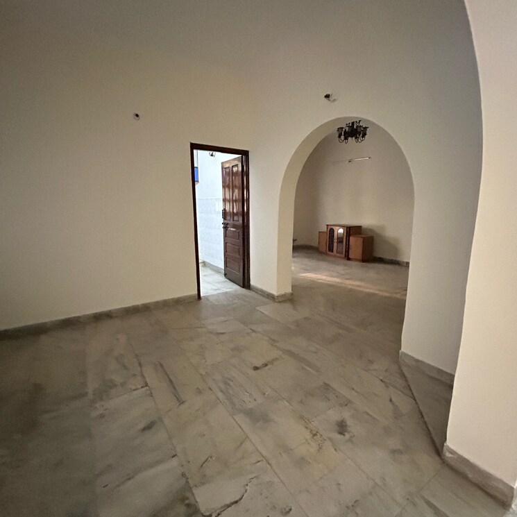 undefined, sector 23 2 Bedroom 1500 Sq.Ft. Independent House In Sector 23 Gurgaon 8810623