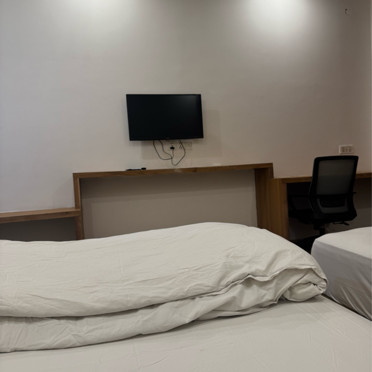 Bedroom, dlf cyber city Pg For Boys & Girls In Dlf Cyber City 8810654