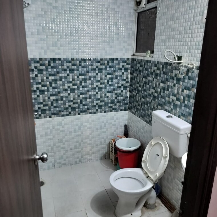 Bathroom, signature-global-andour-height 2 Bedroom 514 Sq.Ft. Apartment In Sector 73 Gurgaon 8810642
