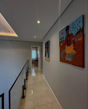 Building Lobby in 4 BHK Builder Floor at Sector 31 – for Sale