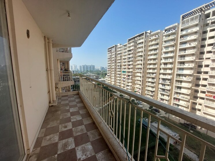 Balcony, shree-vardhman-green-court 2 Bedroom 626 Sq.Ft. Apartment In Sector 90 Gurgaon 8810728