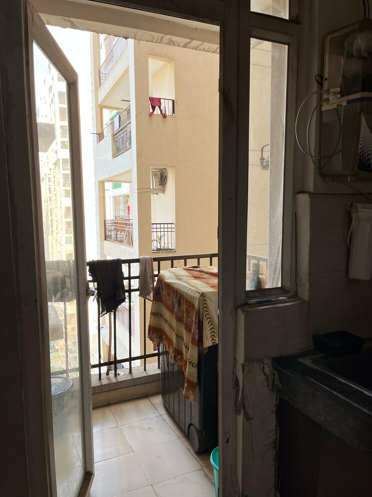 Kitchen, ajnara-le-garden 3 Bedroom 1295 Sq.Ft. Apartment In Sector 16b Greater Noida Greater Noida 8810726