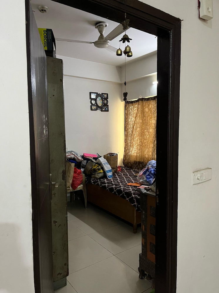 Bedroom, ajnara-le-garden 3 Bedroom 1295 Sq.Ft. Apartment In Sector 16b Greater Noida Greater Noida 8810726