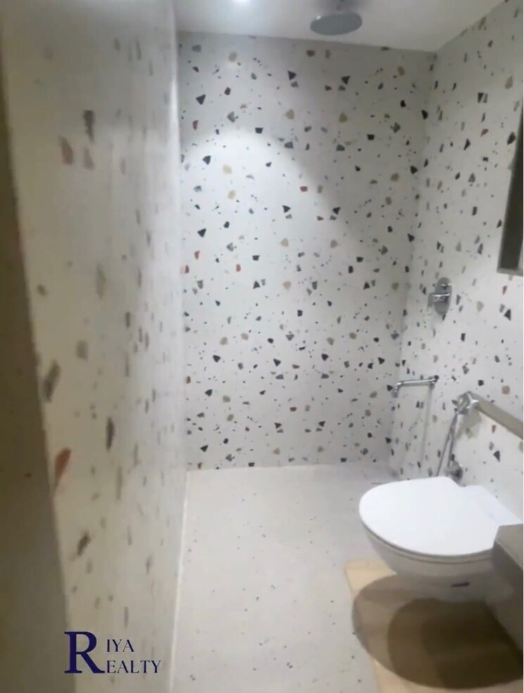 Bathroom, ghatkopar-gateway 1.5 Bedroom 464 Sq.Ft. Apartment In Ghatkopar East Mumbai 8810678