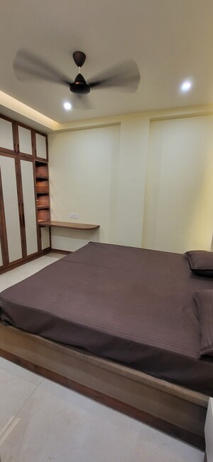 Room in 2 BHK Apartment at SVP Gulmohur Residency, Indrapuram – for Sale