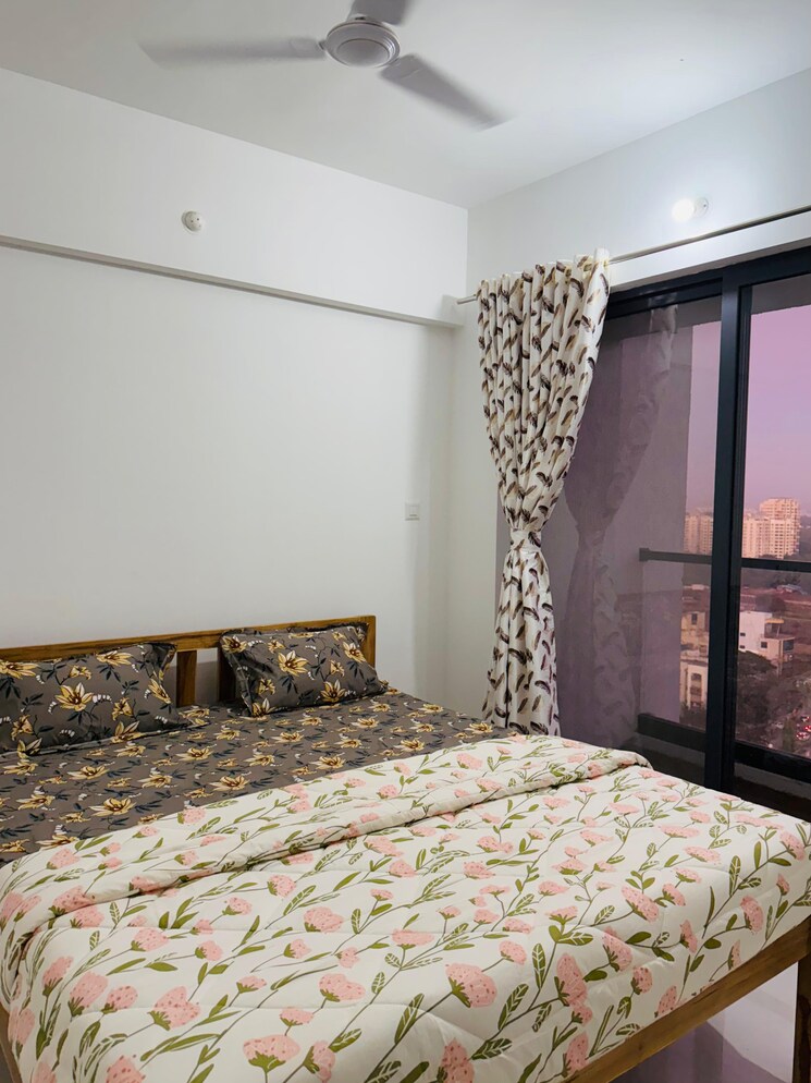 Bedroom, majestique-signature-towers 3 Bedroom 1300 Sq.Ft. Apartment In Balewadi Pune 8810800
