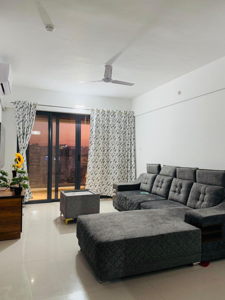 Living Room, majestique-signature-towers 3 Bedroom 1300 Sq.Ft. Apartment In Balewadi Pune 8810800