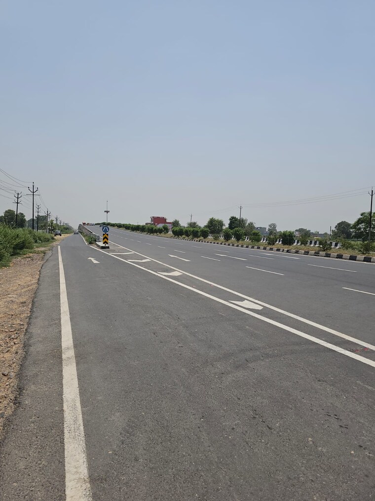 undefined, badhpura  100 Sq.Yd. Plot In Badhpura Greater Noida 8810848