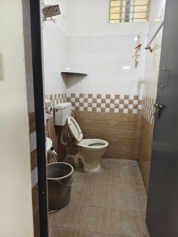 Bathroom, halasuru 2 Bedroom 800 Sq.Ft. Builder Floor In Halasuru Bangalore 8810847
