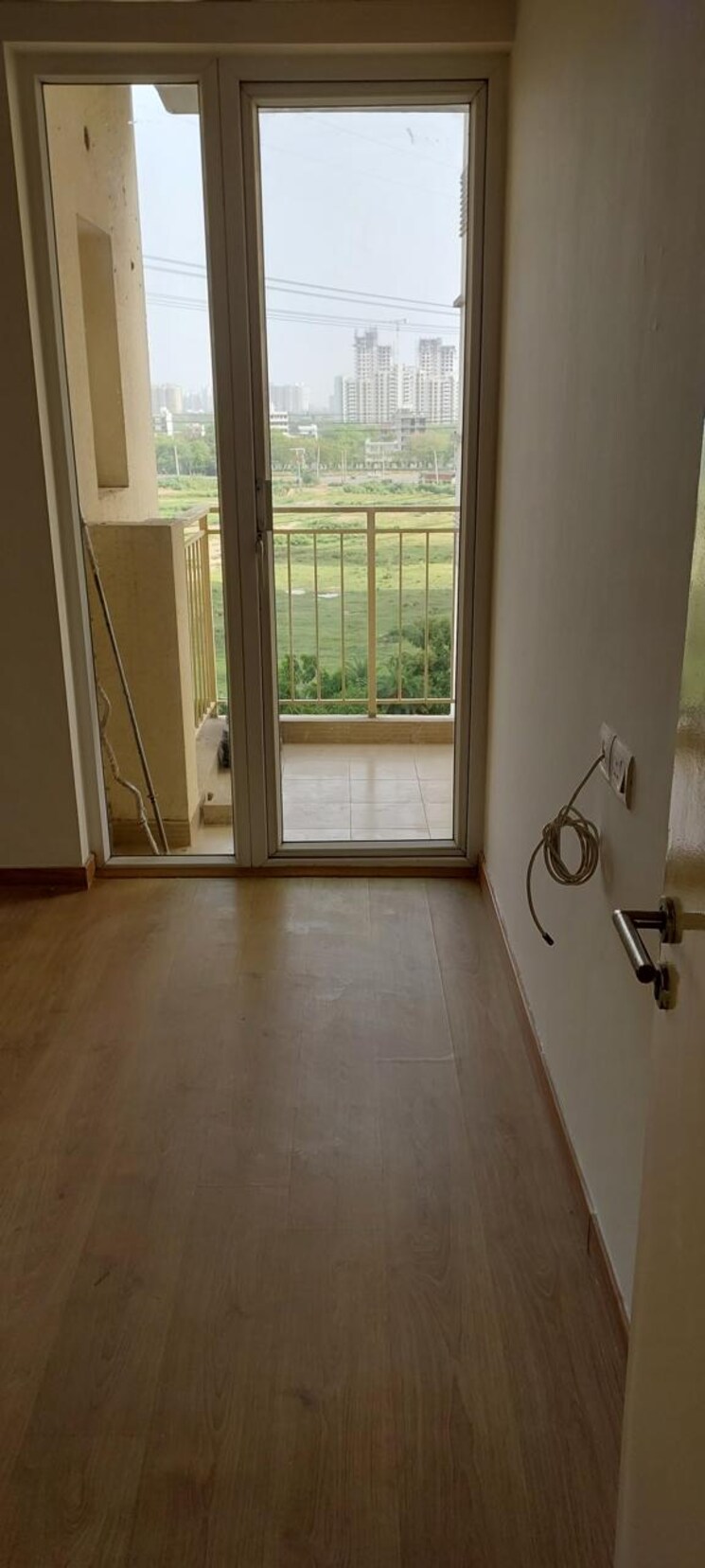 Room, emaar-gurgaon-greens 3.5 Bedroom 1650 Sq.Ft. Apartment In Sector 102 Gurgaon 8810855