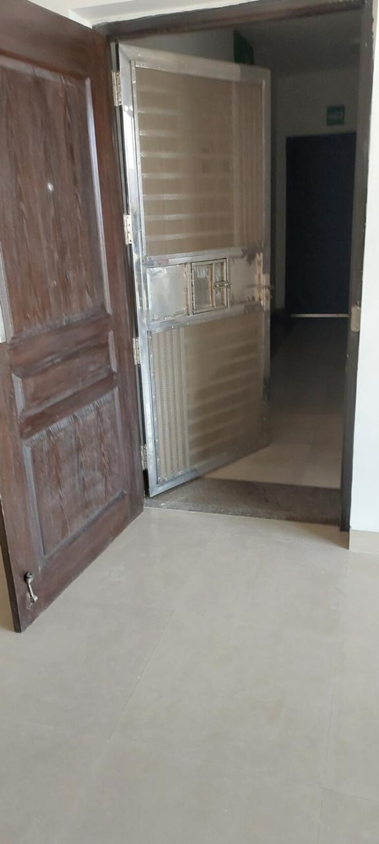 Room, emaar-gurgaon-greens 3.5 Bedroom 1650 Sq.Ft. Apartment In Sector 102 Gurgaon 8810855