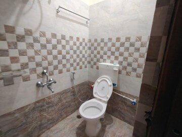 Bathroom in 1 BHK Builder Floor at Bellandur – for Rent