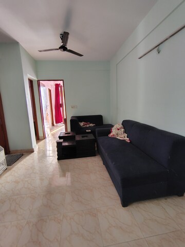 Furnished Amenities in 2 BHK Apartment at Adore Happy Homes, Sector 86 – for Rent