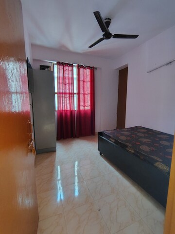 Furnished Amenities in 2 BHK Apartment at Adore Happy Homes, Sector 86 – for Rent