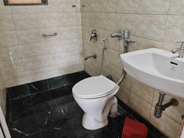 Bathroom in 1 BHK Apartment at Lok Puram, Vasant Vihar – for Rent