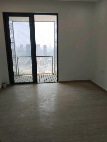 Room in 4 BHK Apartment at Lodha New Cuffe Parade, Wadala – for Rent