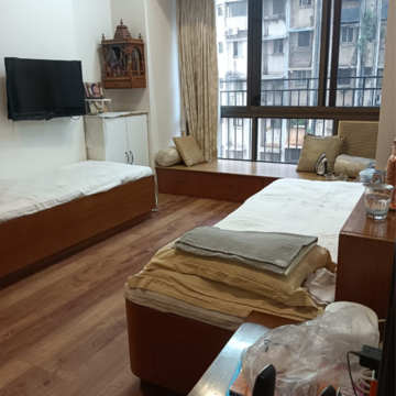 Bedroom in 2 BHK Apartment at Lokhandwala Residency, Upper Worli – for Rent