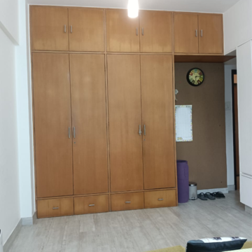 Bathroom in 2 BHK Apartment at Lokhandwala Residency, Upper Worli – for Rent