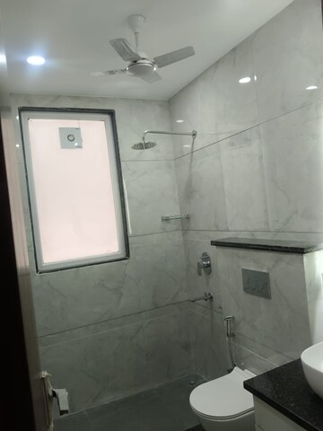 Bathroom in 4 BHK Builder Floor at Unitech South City II, Sector 50 – for Rent