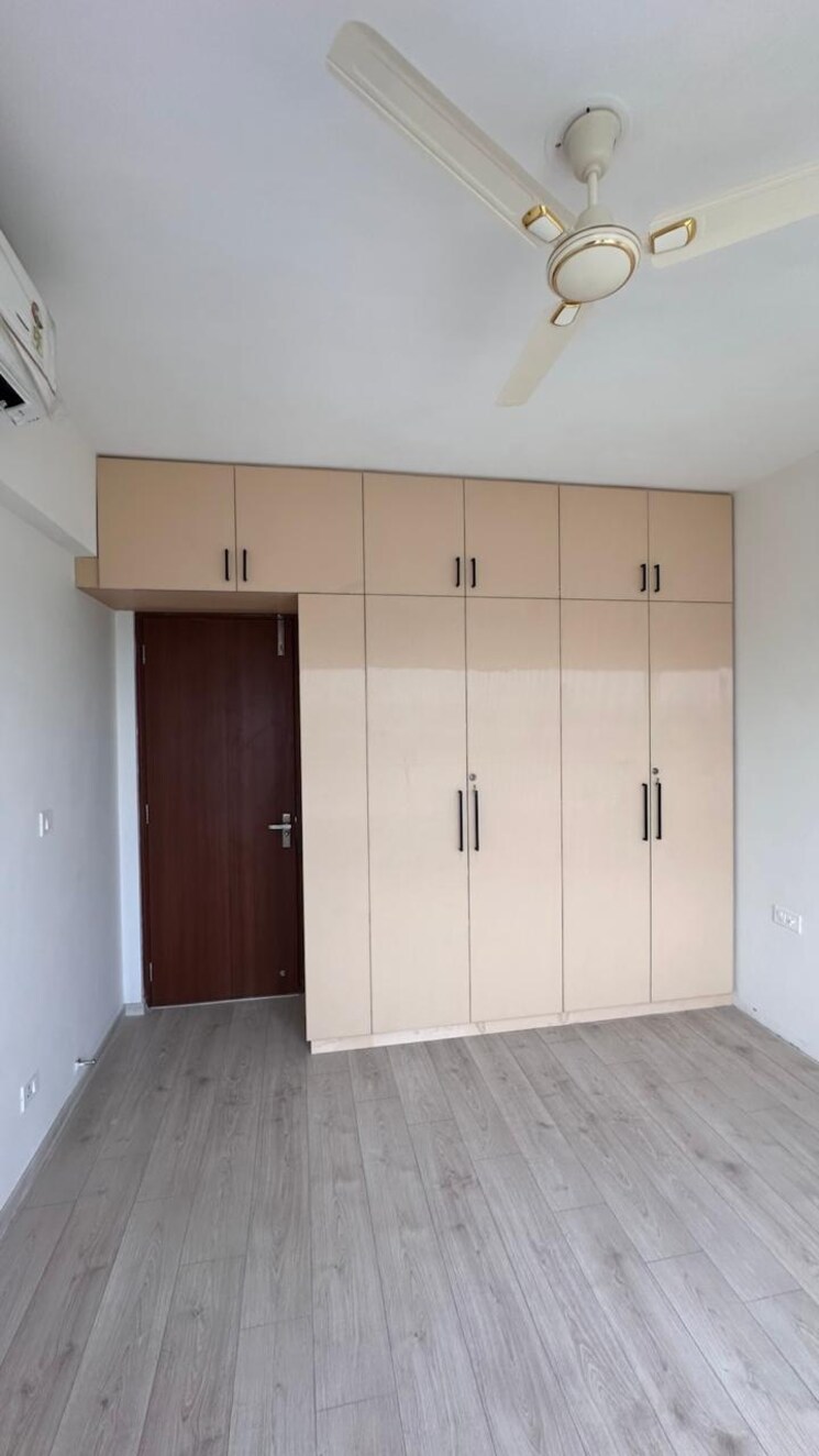 Room, shapoorji-pallonji-joyville-gurgaon 3 Bedroom 1692 Sq.Ft. Apartment In Sector 102 Gurgaon 8810924