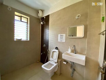 Bathroom in 3 BHK Builder Floor at DLF The Summit, Dlf Phase V – for Rent